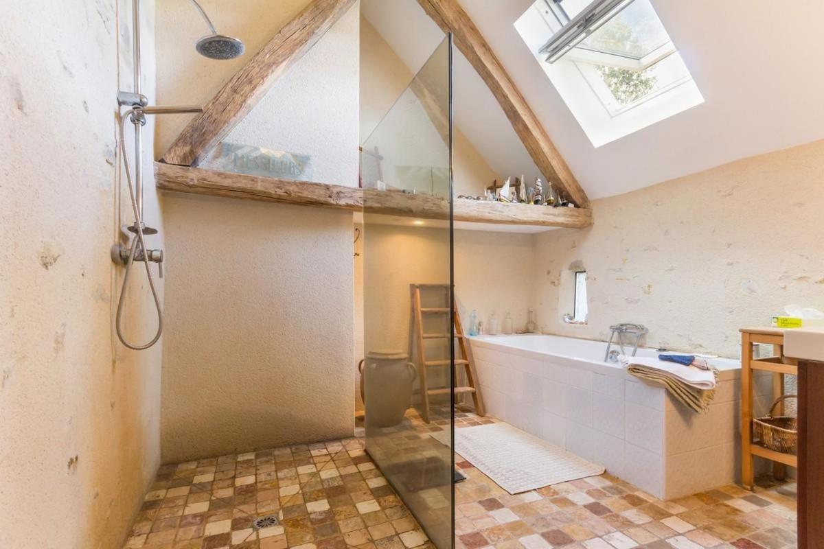 La Thibaude - Livry Bed & Breakfast Livry  Eksteriør bilde
