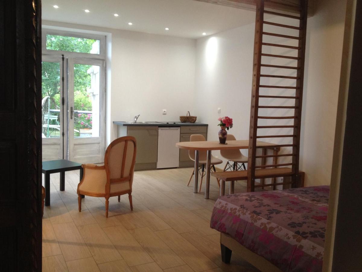 La Thibaude - Livry Bed & Breakfast Livry  Eksteriør bilde