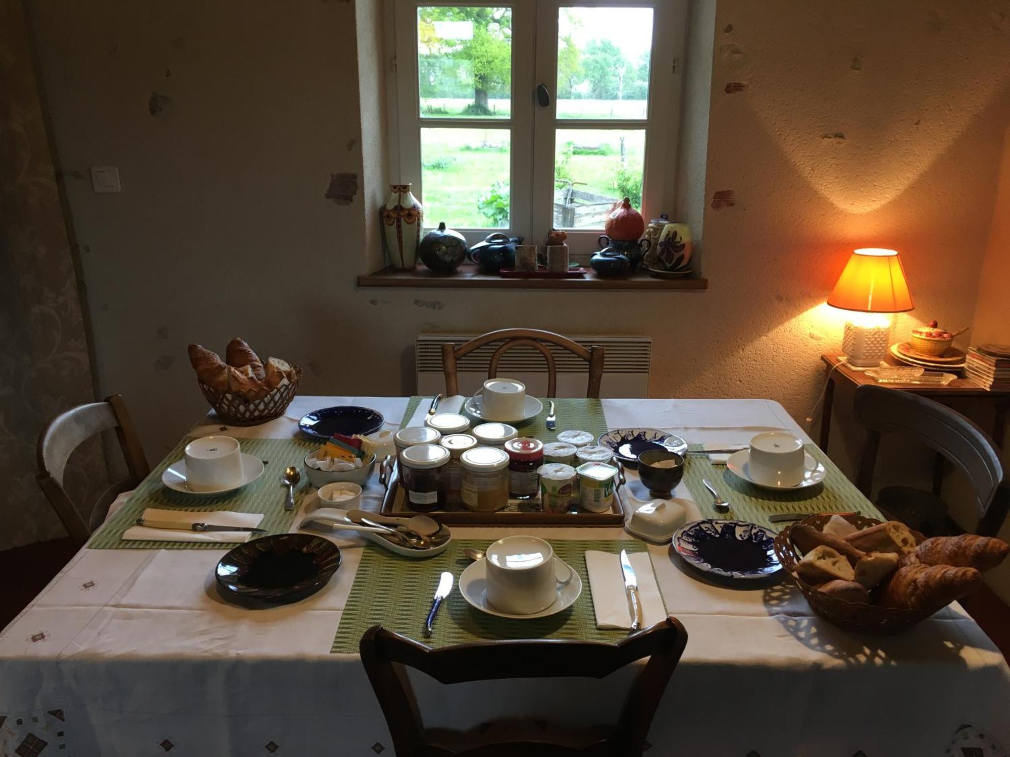 La Thibaude - Livry Bed & Breakfast Livry  Eksteriør bilde
